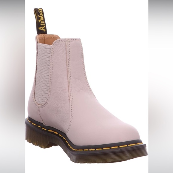 Dr. Martens Chelsea 2976 Virginia Boot - Picture 7 of 15